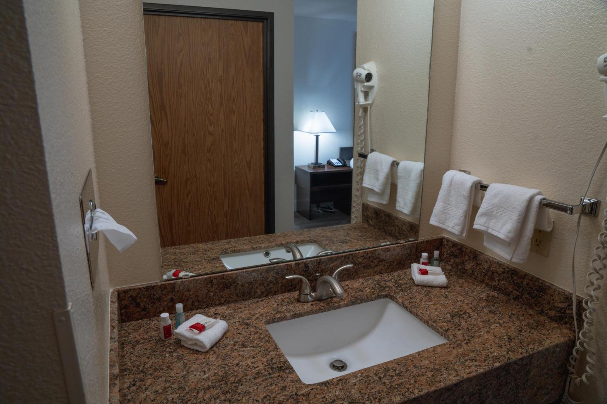Super 8 By Wyndham Yuma Hotel Exterior photo